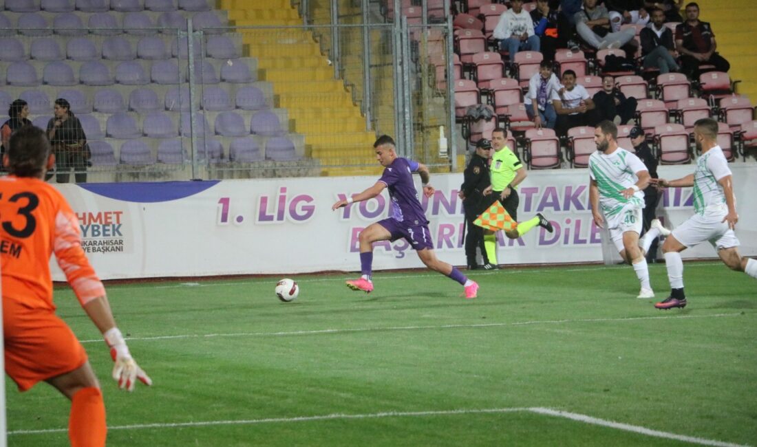 TFF 2. Lig Beyaz Grup 2. hafta karşılaşmasında Afyonspor, konuk ettiği