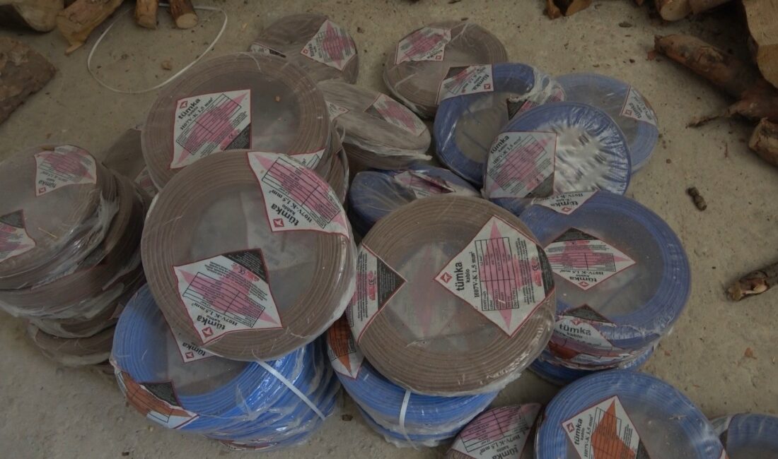 Denizli’nin Merkezefendi ilçesinde geçtiğimiz yıl yatırım için 1 milyonluk kablo