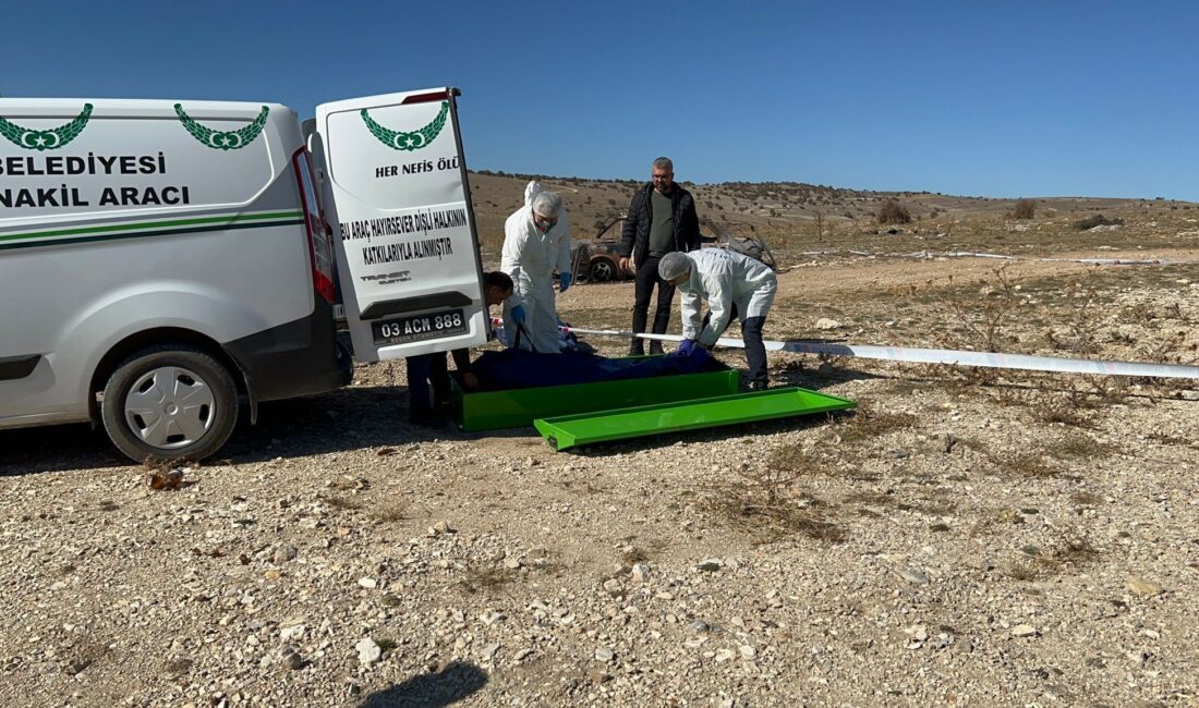 Afyonkarahisar’da otomobil içerisinde 2 kişiyi silahla vurduktan sonra cesetlerle birlikte
