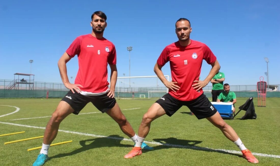 TFF 2. Lig ekiplerinden Afyonspor, hafta sonu deplasmanda oynayacağı 1461 Trabzon