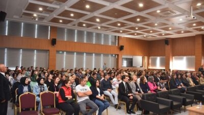 Afyonkarahisar Gençlik ve Spor İl Müdürlüğü bünyesinde görev yapan 277