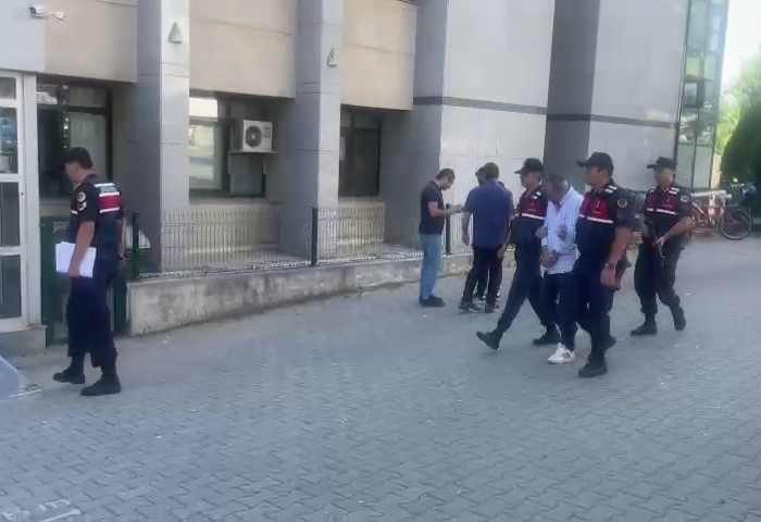 İstanbul, İzmir, Manisa, Kırıkkale ve Kocaeli’nde karıştığı 11 suçtan aranan