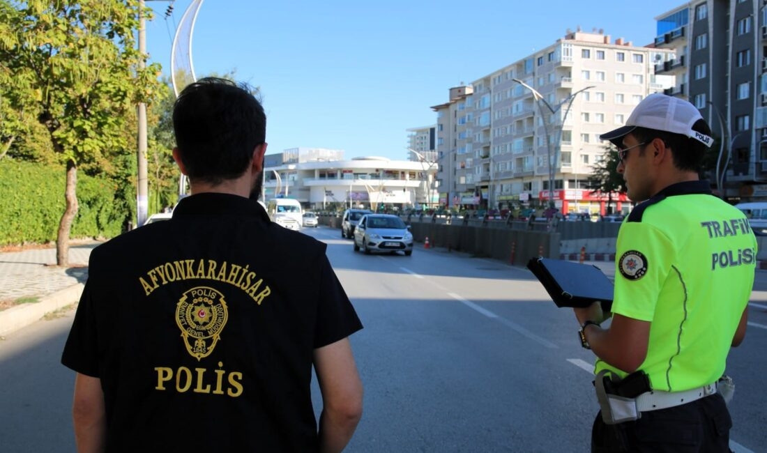 Afyonkarahisar’ da yapılan ‘şok’ uygulamasında 10 araca 38 bin 339
