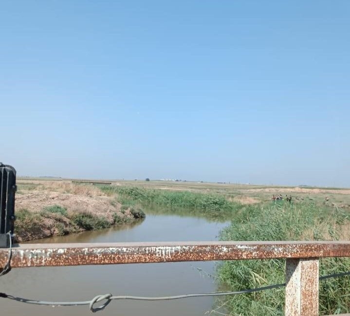 Şanlıurfa’nın Ceylanpınar ilçesinde sınırı kaçak yollarla geçmeye çalışan yabancı uyruklu