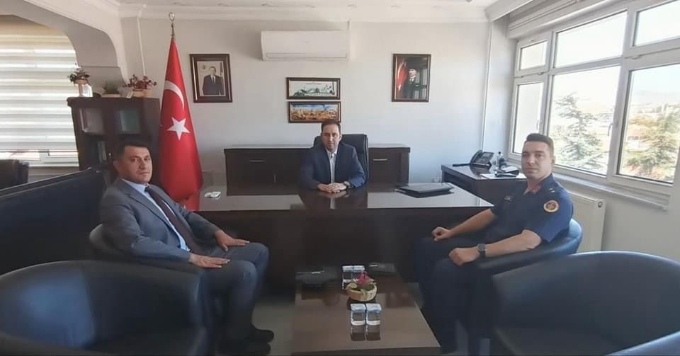Afyonkarahisar’ın Bolvadin ilçesinde güvenlik ve asayiş toplantısı gerçekleştirildi. Toplantı Kaymakam