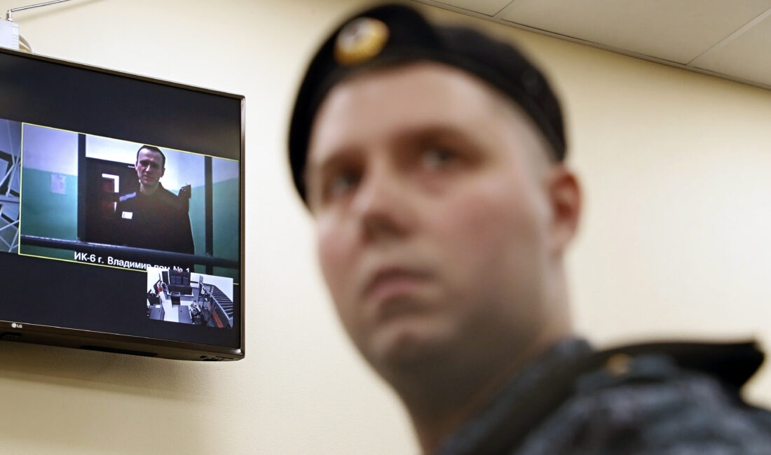 Rusya’da “aşırılık yanlısı” örgüt kurmak suçlamasıyla 19 yıl hapis cezasına