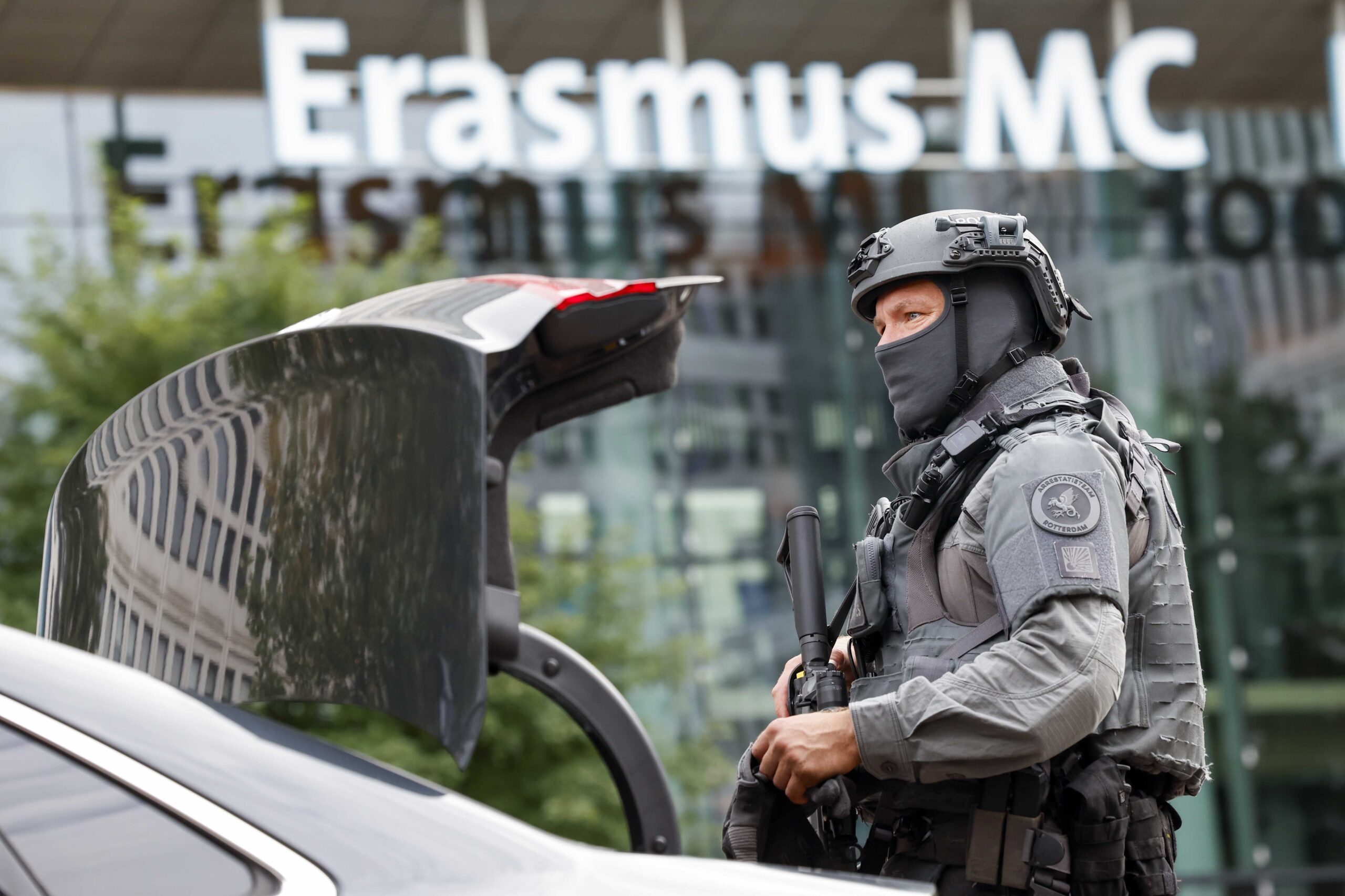 ollanda’da bir eve ve Erasmus Tıp Merkezi’ne düzenlenen silahlı saldırıda