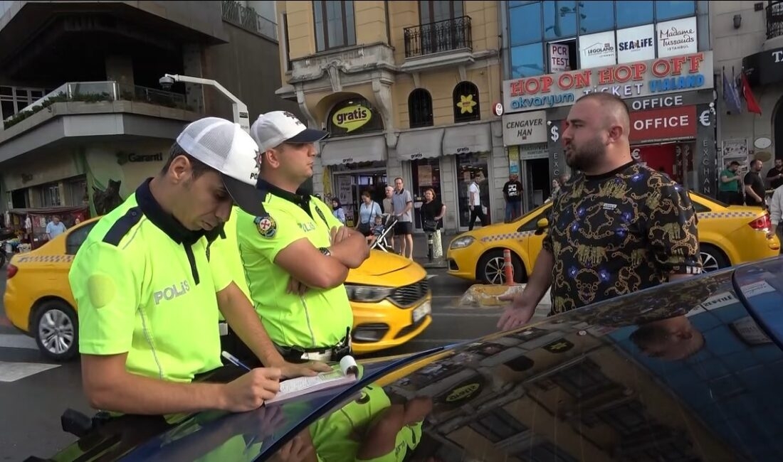 Taksim’de trafik denetiminde 4 bin 64 TL ceza yiyen adam,