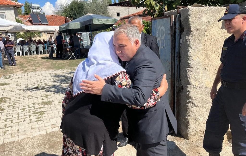 Afyonkarahisar’ın Dinar ilçesinde şehit Alper İzzet Taşbaş şehadet yıldönümünde okutulan
