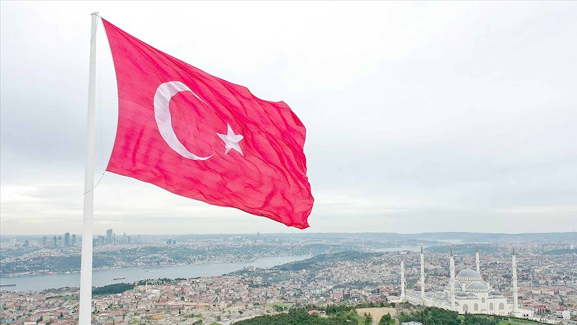 Yaklaşık 1 trilyon dolarlık milli gelirle dünyanın en büyük 20