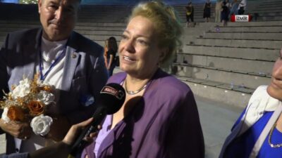 Beka Platformu Festivaline aslen İzmir’li olan Nijerya’nın ilk beyaz kraliçesi