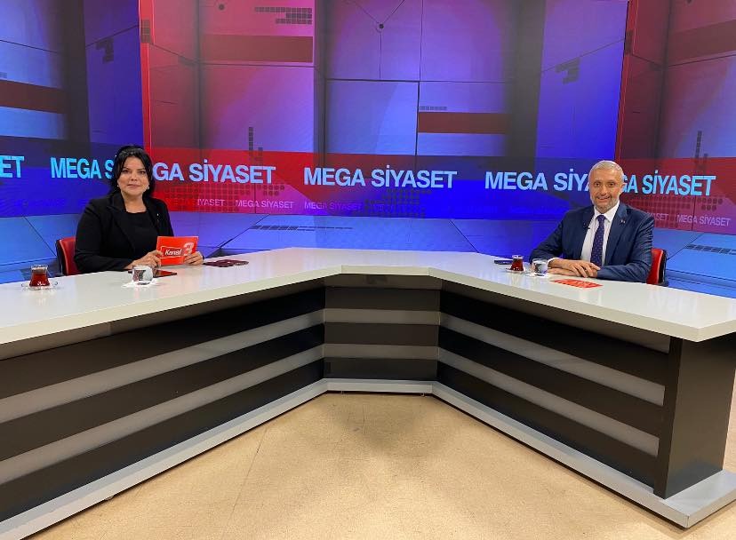 Kanal 3’te Megabirlik Genel Yayın Yönetmeni Selcen Dilek Çöygün’ün sunduğu