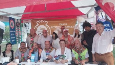 Cumhuriyetin 100. Yılında Izmir’de düzenlenen “Türk Dünyası” Toy’unda Türkiye Afyonkarahisarlılar