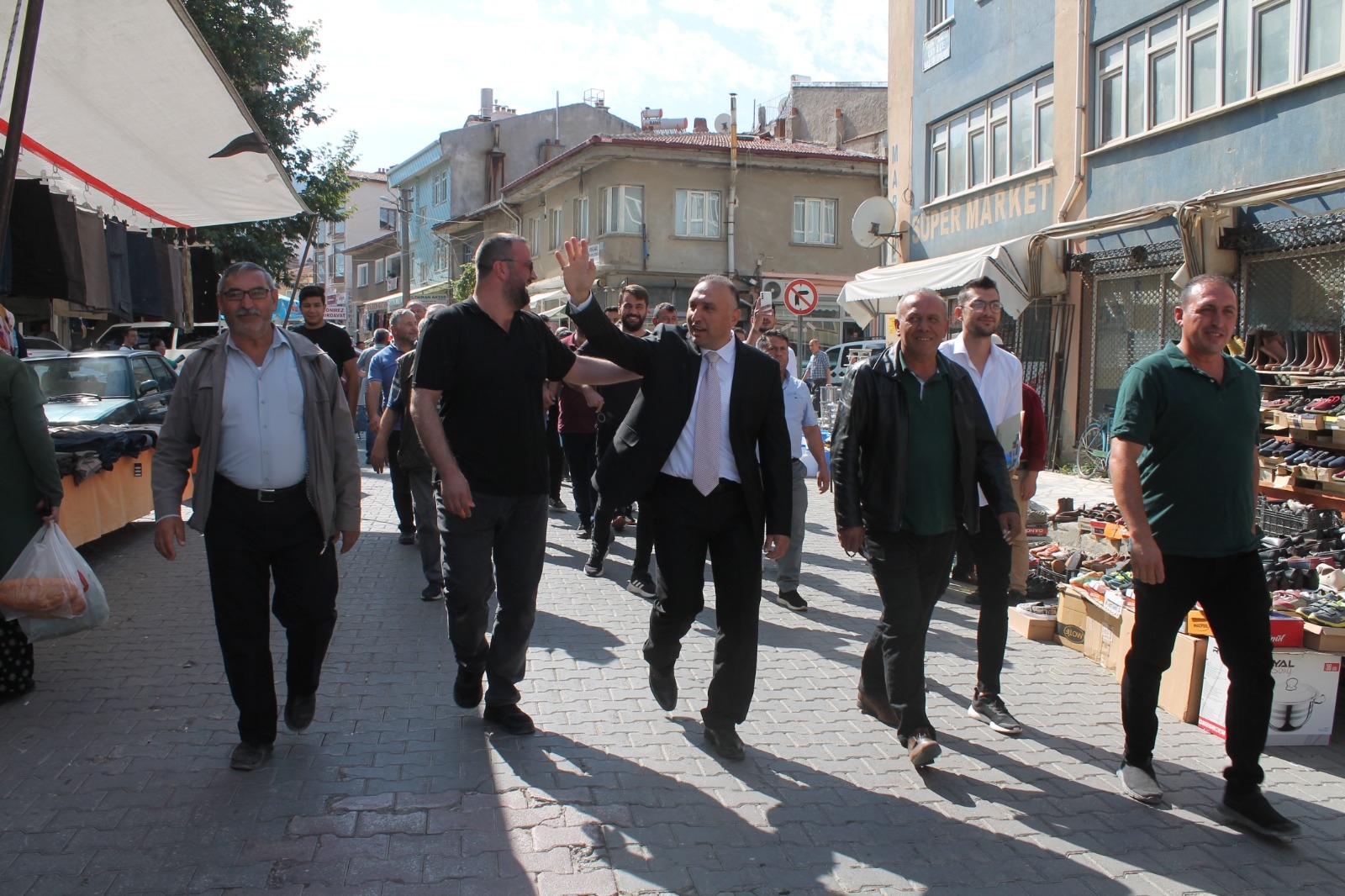 Afyonkarahisar’ın Çay ilçesinde İş İnsanı Yaşar Kemal Kantartopu İYİ Parti’den