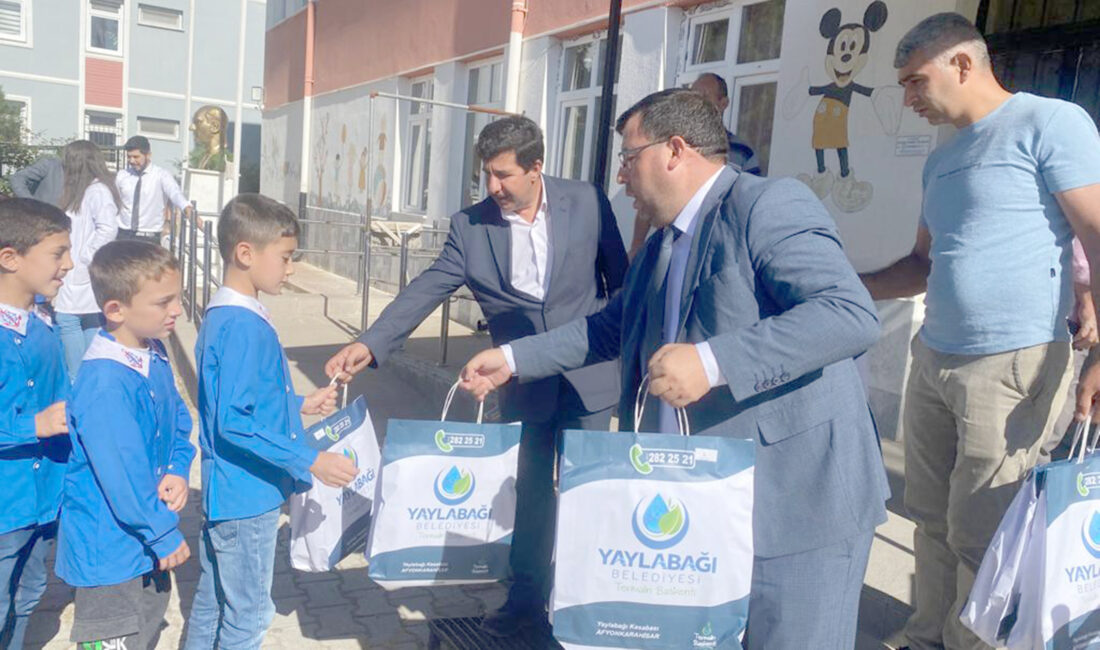 Yaylabağı Belediye Başkanı Niyazi Akgedik, okulların açılması ile birlikte geleneksel