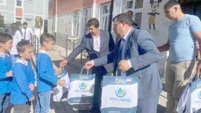 Yaylabağı Belediye Başkanı Niyazi Akgedik, okulların açılması ile birlikte geleneksel