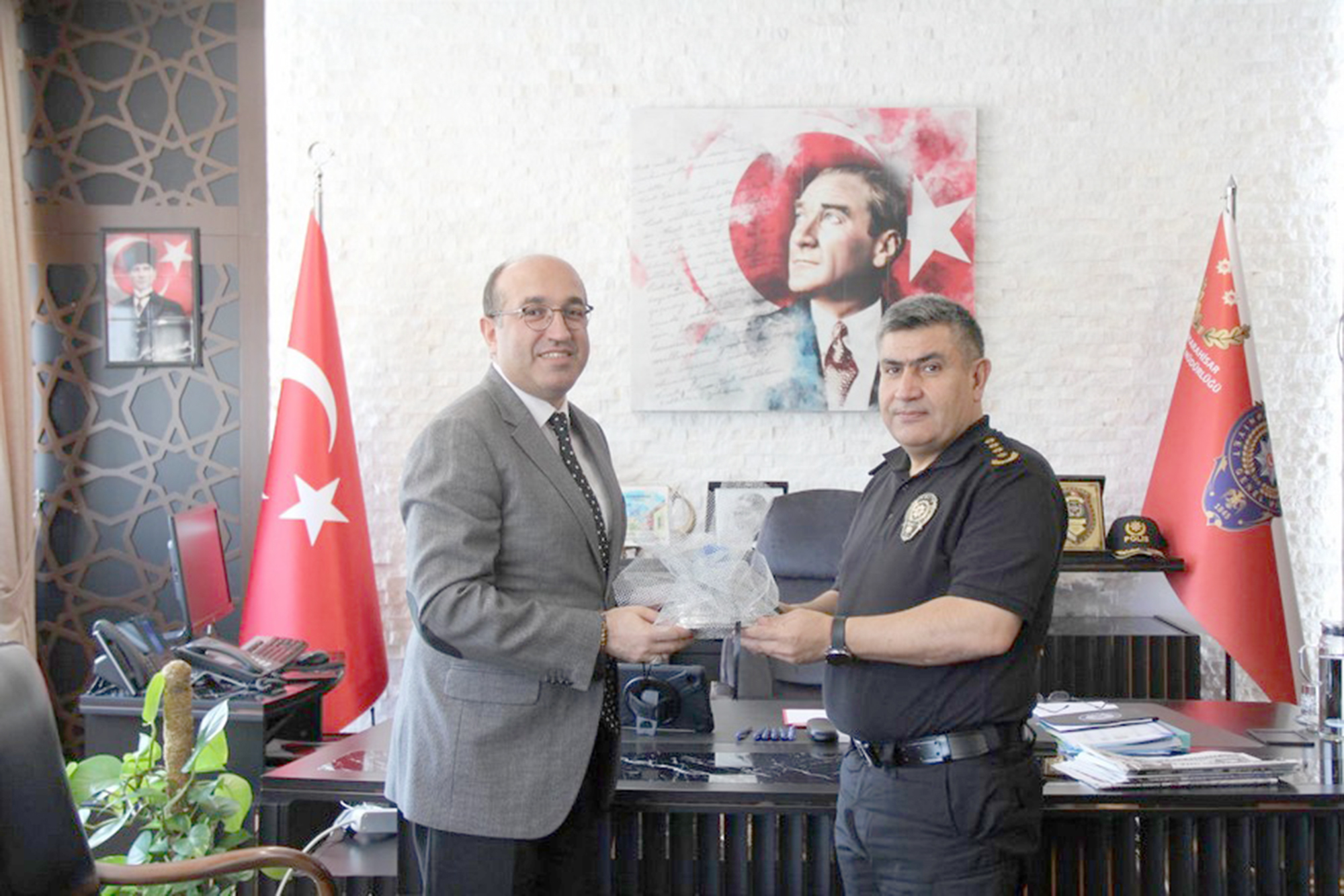 Sandıklı Belediye Başkanı Dr. Mustafa Çöl, Resmî Gazete’de yayınlanan Cumhurbaşkanlığı