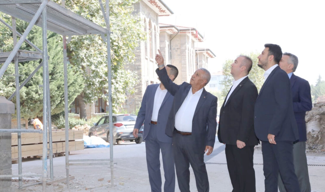 Afyonkarahisar Belediye Başkanı Mehmet Zeybek, Afyonkarahisar’da nikah salonu olarak kullanılacak