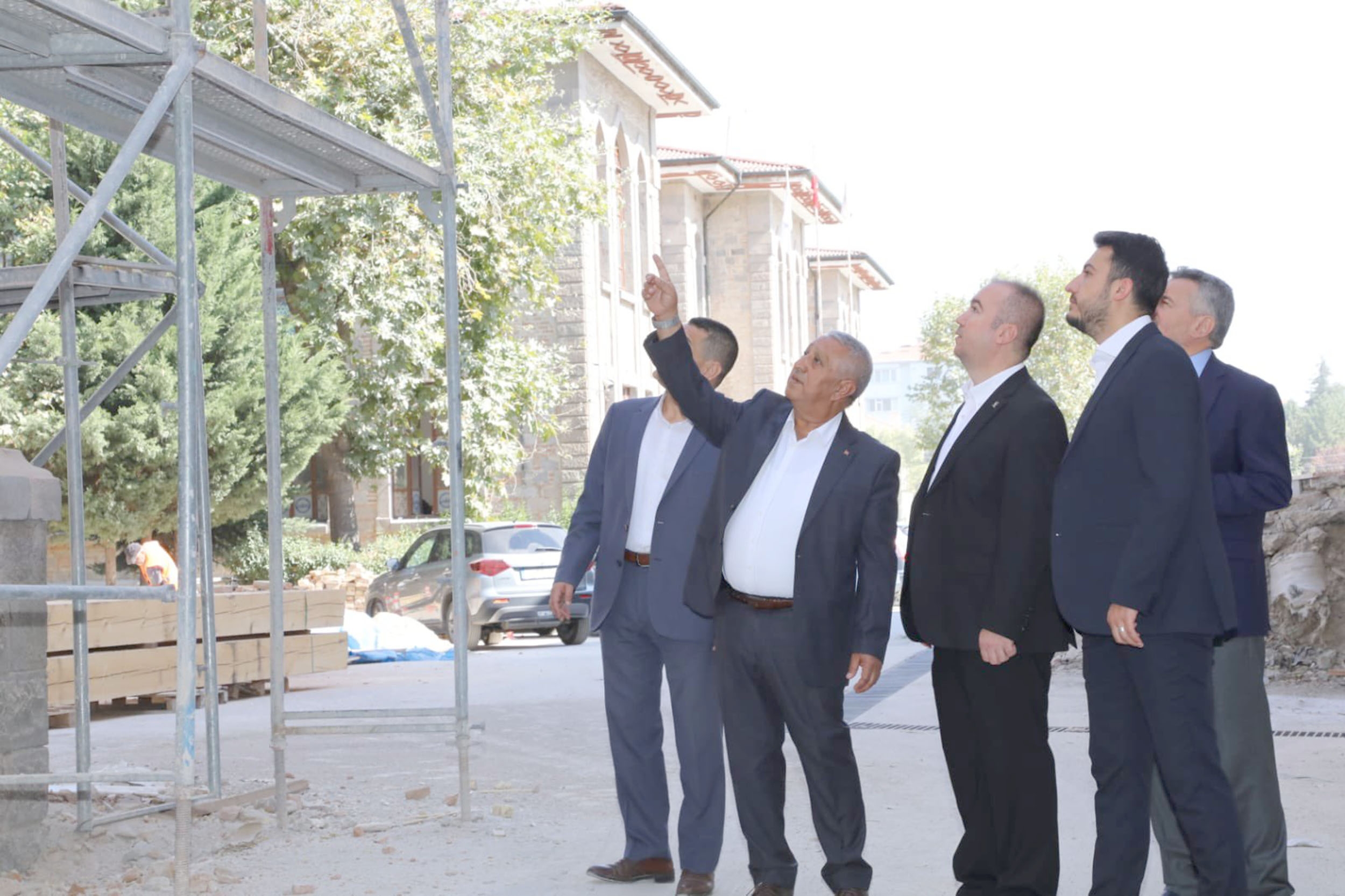 Afyonkarahisar Belediye Başkanı Mehmet Zeybek, Afyonkarahisar’da nikah salonu olarak kullanılacak