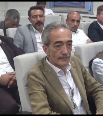 ESOB Başkanı Cengiz Üstün, Belediye Meclisi toplantısına verilen arada yaptığı