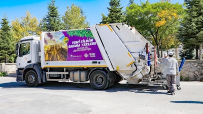 Afyonkarahisar Belediyesi, çöp toplama esnasında oluşan ve çevreyi rahatsız eden