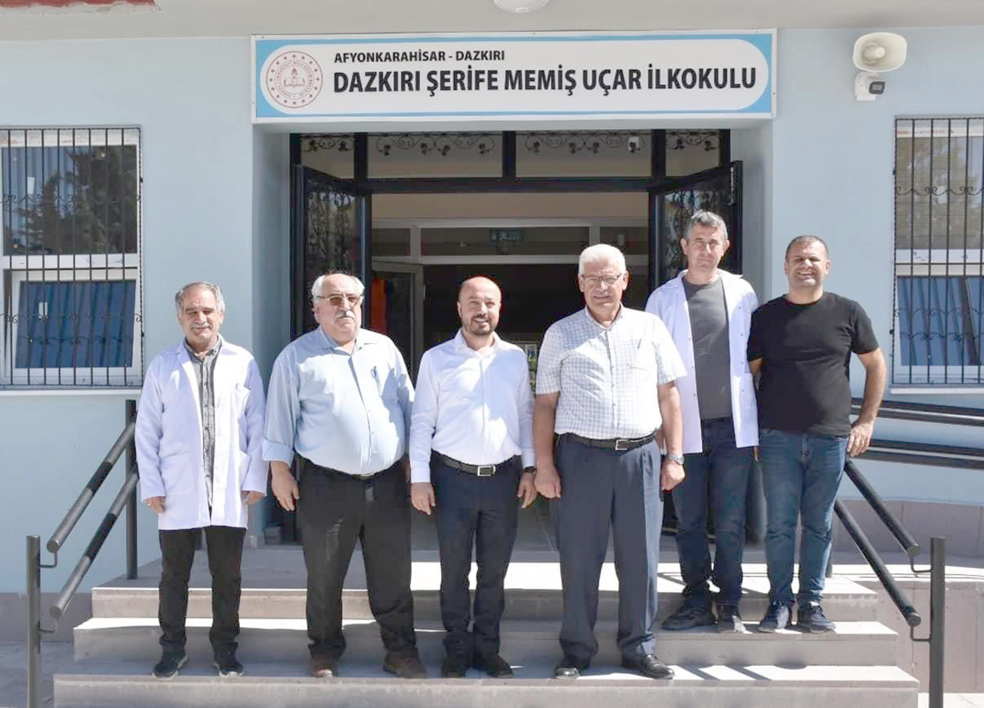 Dazkırı Belediye Başkanı İsmail Taylan, yeni eğitim-öğretim yılının ilk ziyaretini