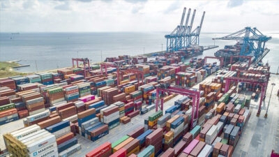   Türkiye’nin ihracatı ağustosta geçen yılın aynı ayına göre yüzde