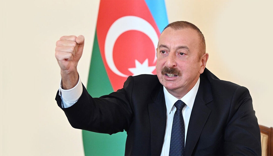 Azerbaycan Savunma Bakanlığı tarafından silah bırakma çağrısının ardından Rus basınında