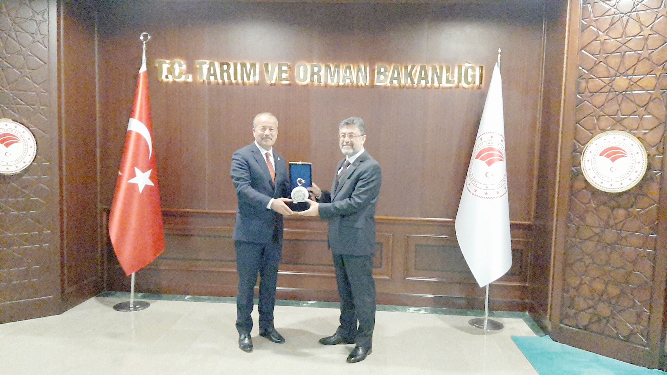 Milliyetçi Hareket Partisi MYK Üyesi ve Afyonkarahisar Milletvekili Mehmet Taytak,