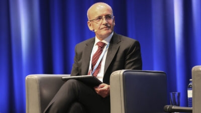 Hazine ve Maliye Bakanı Mehmet Şimşek, bakanlıklar ve yerel yönetimlerin