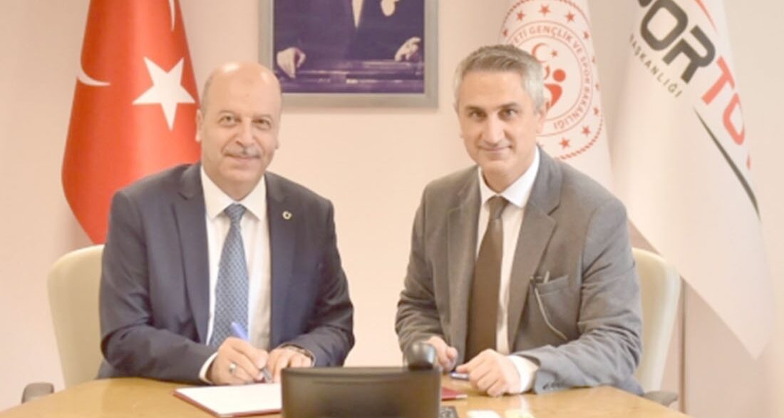 Şuhut Belediye Başkanı Recep Bozkurt, Şuhut Kapalı Spor Salonu Projesi’nin