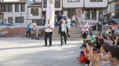 Afyonkarahisar Belediyesi, birbirinden renkli ve eğlenceli pek çok etkinliğin yer