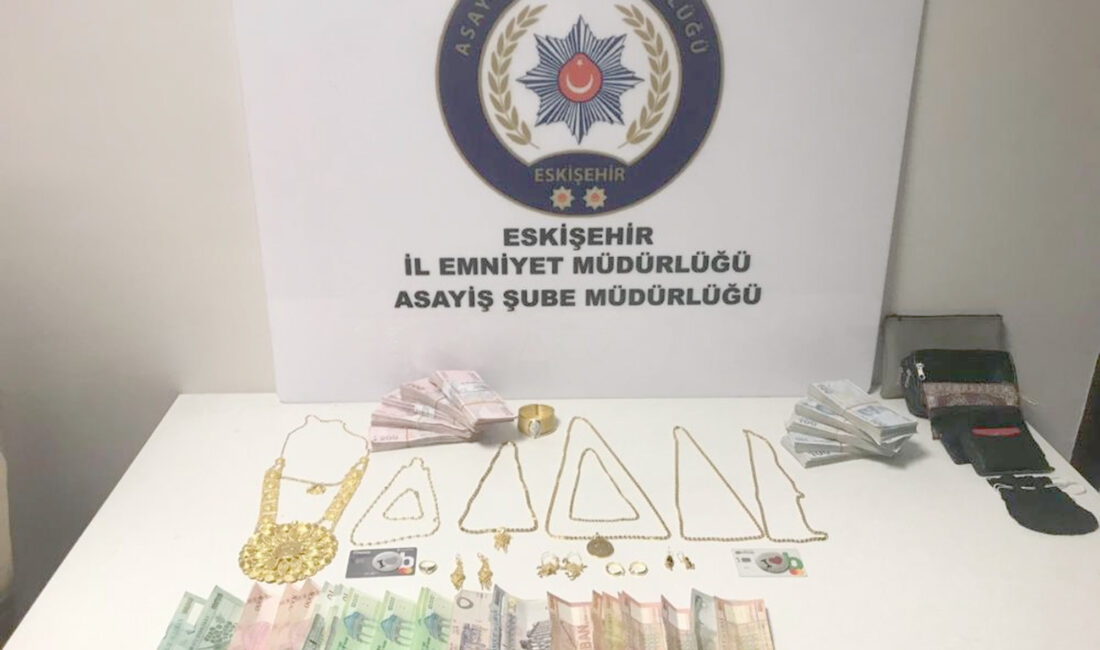 Eskişehir’de polis ekiplerince yapılan çalışmada 500 bin lira değerinde ziynet
