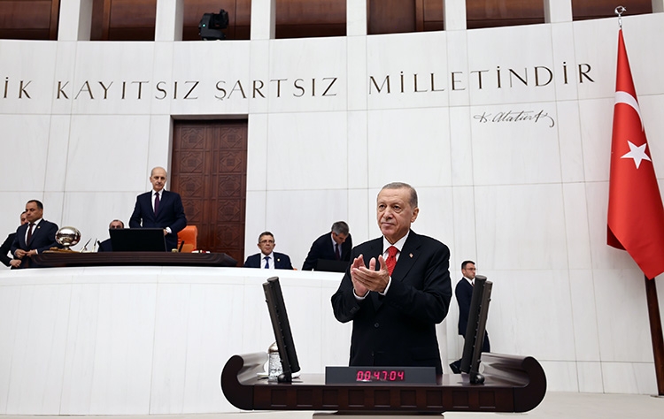 Cumhurbaşkanı Erdoğan, “Bu sabah, emniyet birimlerimizin vakitli müdahalesi neticesinde iki