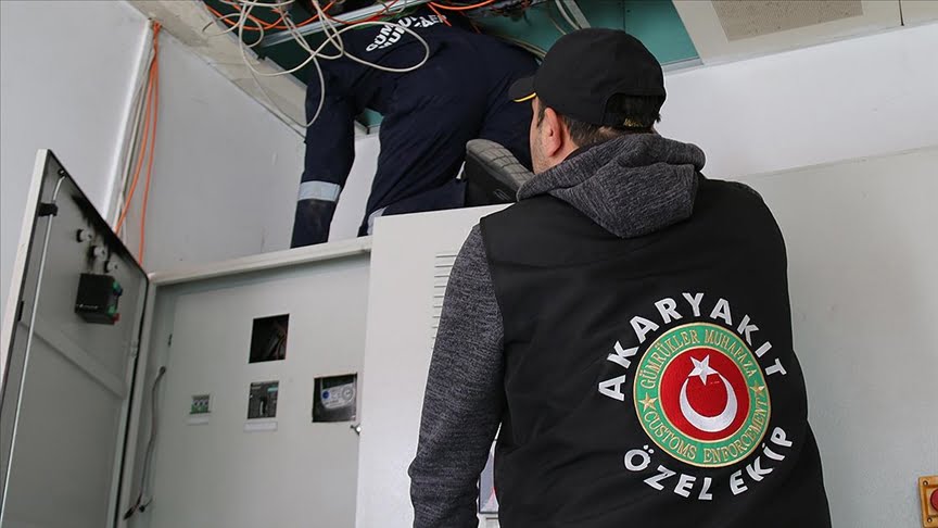Ticaret Bakanlığı koordinasyonunda akaryakıt kaçakçılığıyla mücadele eden Akaryakıt Özel Ekibi,