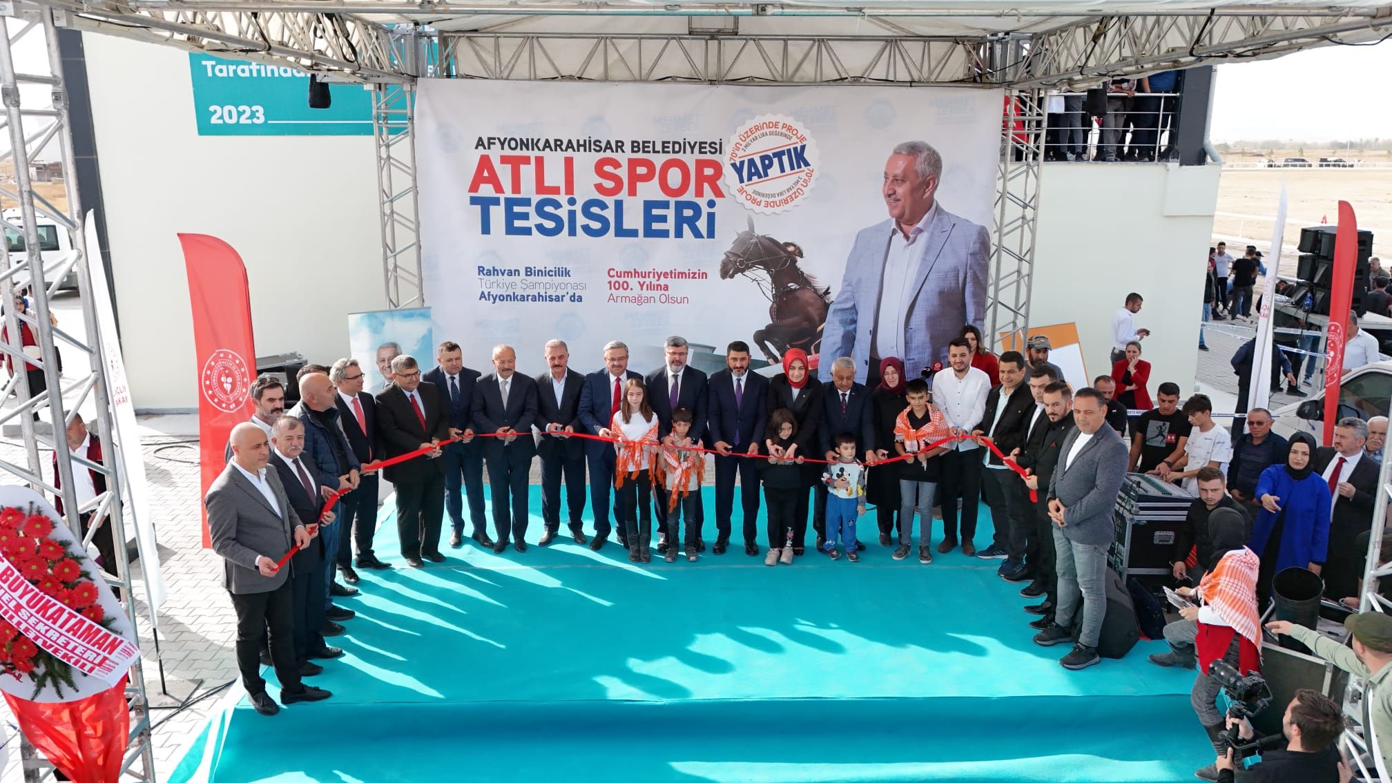 Afyonkarahisar Belediyesi, Türkiye’nin birçok ilinden rahvan at yarışçılarını ağırlama imkânı