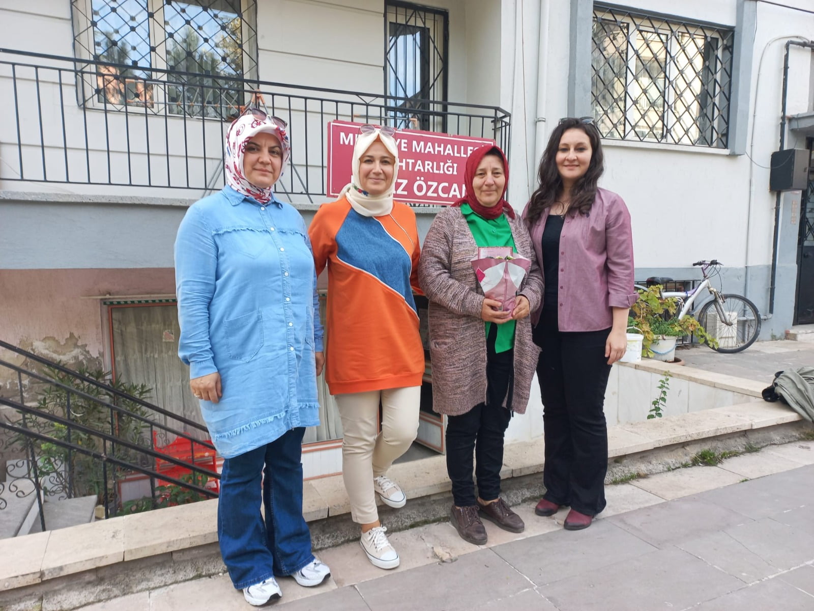 Türkiye Yeşilay Derneği Afyonkarahisar Şubesi Kadın Komisyonu bağımlılıkla mücadele konusunda