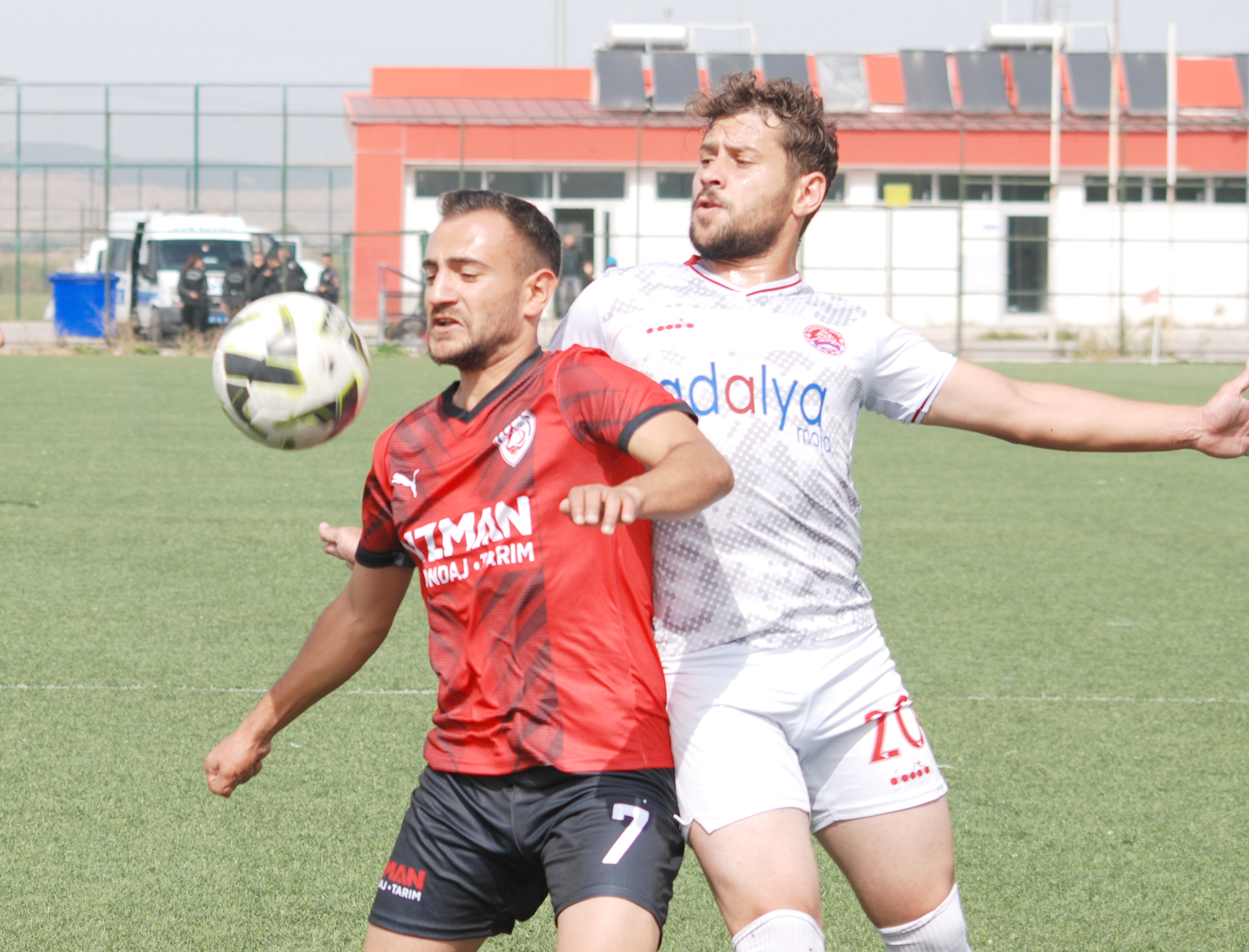 Afyonkarahisar Süper Amatör Ligi’nde yeni sezonun ilk maçı Ayvalıspor ile