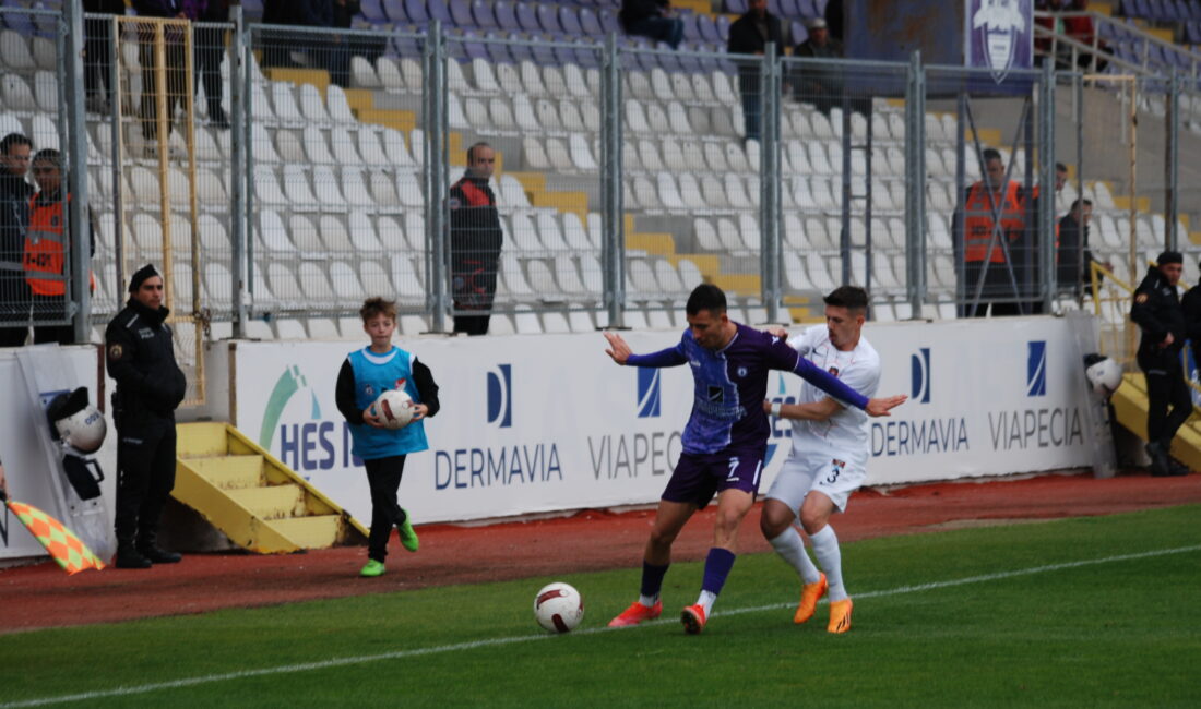 TFF 2.Lig Beyaz Grup’ta haftaya lider giren Vefa Group Vanspor