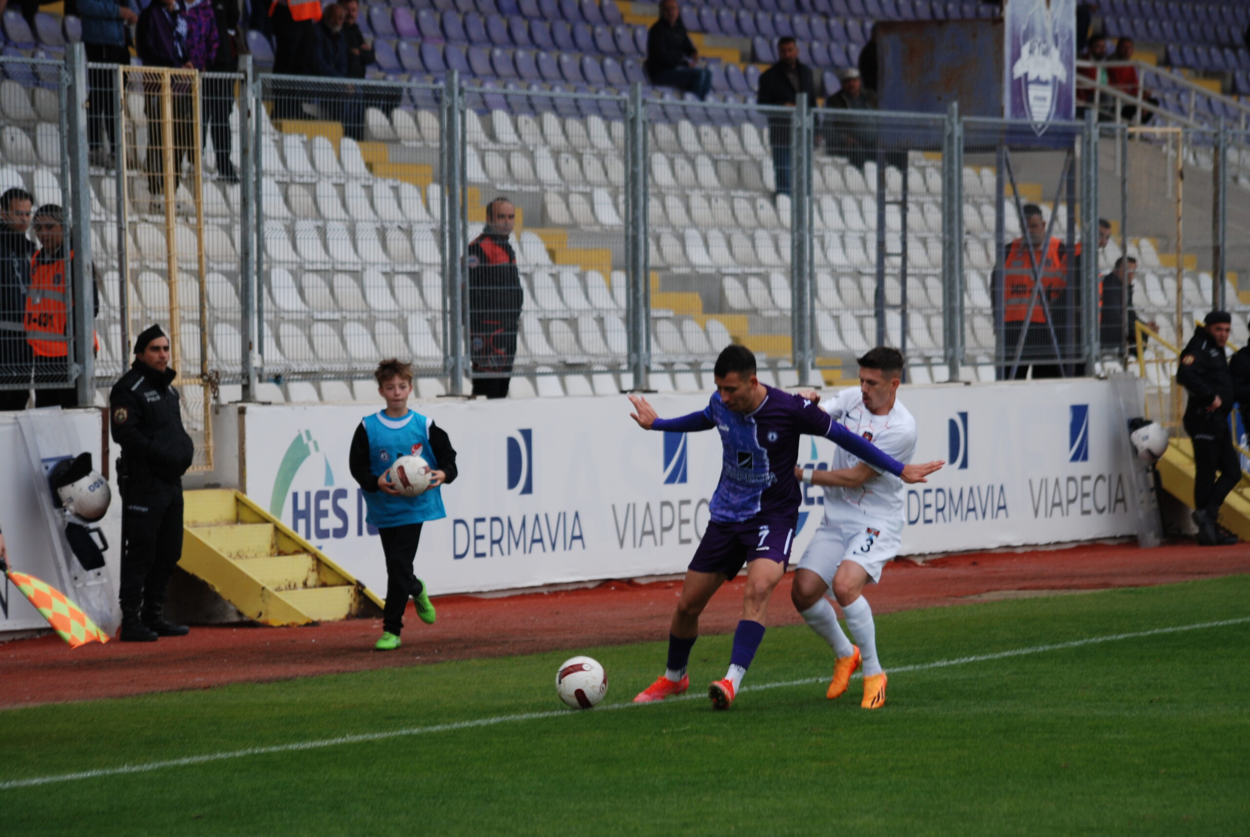 TFF 2.Lig Beyaz Grup’ta haftaya lider giren Vefa Group Vanspor