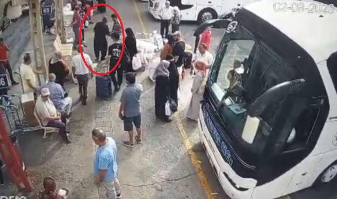 Bursa’da terminalde otobüs bekleyen iki yolcu arasında tartışma çıktı. Çıkan