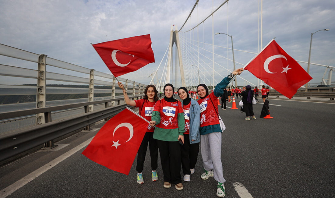 Cumhuriyet’in kuruluşunun 100. yılı dolayısıyla “100. Yıl Cumhuriyet Kadınları Koşusu”