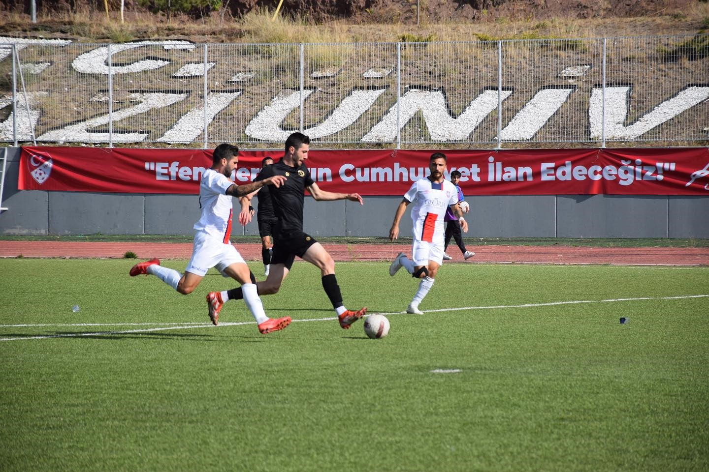 TFF 3. Lig’in 8. haftasında sahasında konuk ettiği Silifke Belediyespor’u