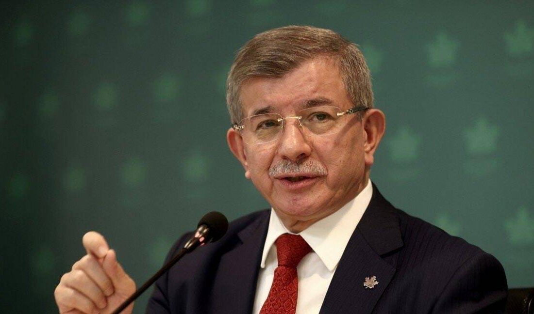   Gelecek Partisi Genel Başkanı Ahmet Davutoğlu, Cumhurbaşkanı Recep Tayyip Erdoğan’ın “Cumhur