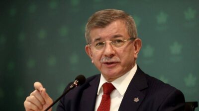   Gelecek Partisi Genel Başkanı Ahmet Davutoğlu, Cumhurbaşkanı Recep Tayyip Erdoğan’ın “Cumhur