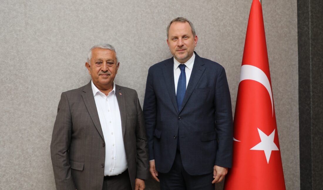 Afyonkarahisar’da Belediye Başkanı Mehmet Zeybek ile birlikte şehrimizde savunma sanayisine
