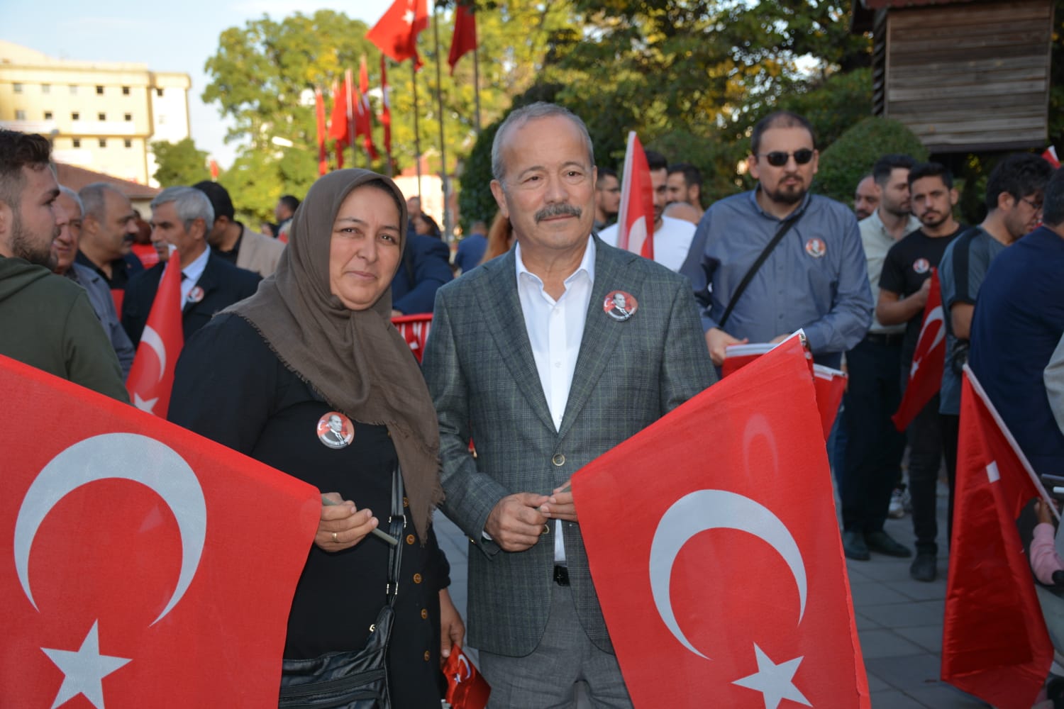 Milliyetçi Hareket Partisi MYK Üyesi ve Afyonkarahisar Milletvekili Mehmet Taytak