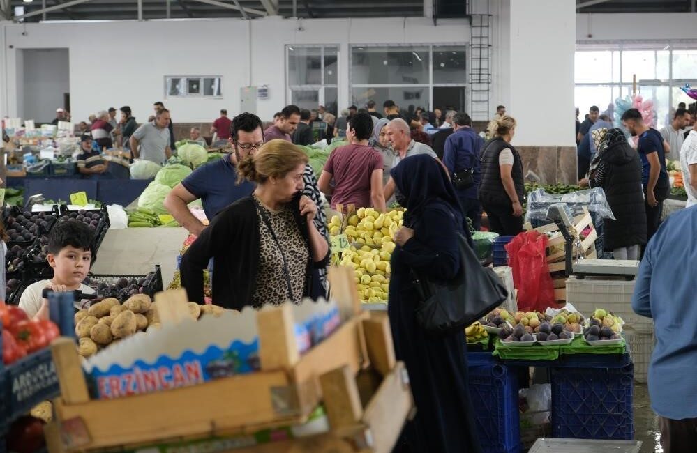 Tüketici güven endeksi, Eylül ayında 71,5 iken Ekim ayında yüzde