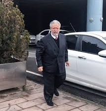 Evlilik dışı dünyaya gelen Duygu Nebioğlu, Metin Akpınar hakkında babalık