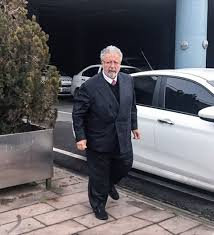 Akpınar’ın evlilik dışı bir kızı olduğu ortaya çıktı! Evlilik dışı dünyaya gelen Duygu Nebioğlu, Metin Akpınar hakkında babalık